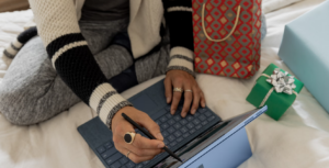 expat gifts